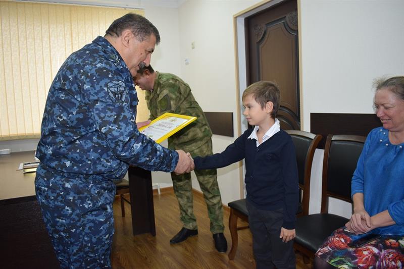 В Дагестане наградили победителей конкурса детского рисунка «Моя Росгвардия»
