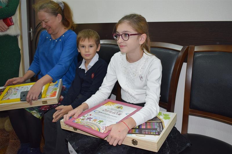 В Дагестане наградили победителей конкурса детского рисунка «Моя Росгвардия»