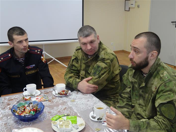БЕЛГОРОДСКИЕ РОСГВАРДЕЙЦЫ ПОЗДРАВИЛИ С ДНЁМ ГЕРОЕВ ОТЕЧЕСТВА ГЕРОЯ РОССИИ ВЯЧЕСЛАВА ВОРОБЬЁВА 