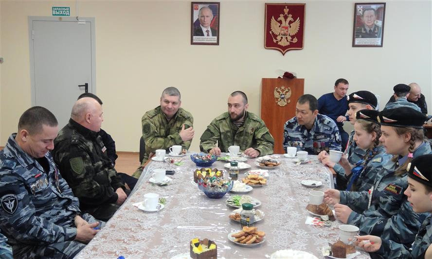 БЕЛГОРОДСКИЕ РОСГВАРДЕЙЦЫ ПОЗДРАВИЛИ С ДНЁМ ГЕРОЕВ ОТЕЧЕСТВА ГЕРОЯ РОССИИ ВЯЧЕСЛАВА ВОРОБЬЁВА 