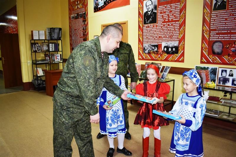 В Уральском округе Росгвардии проходит  смотр-конкурс самодеятельного творчества 