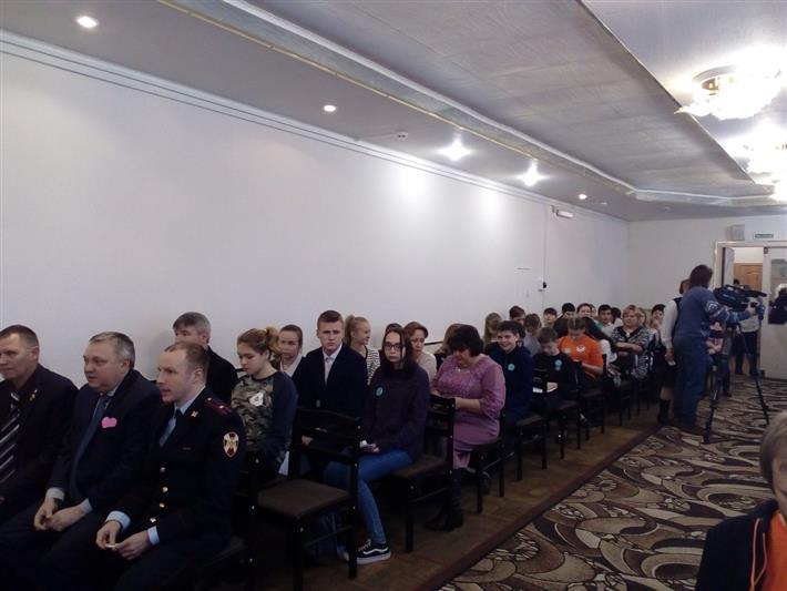 В Ивановской области офицеры Росгвардии стали почетными гостями волонтерского форума «Я - лидер!»