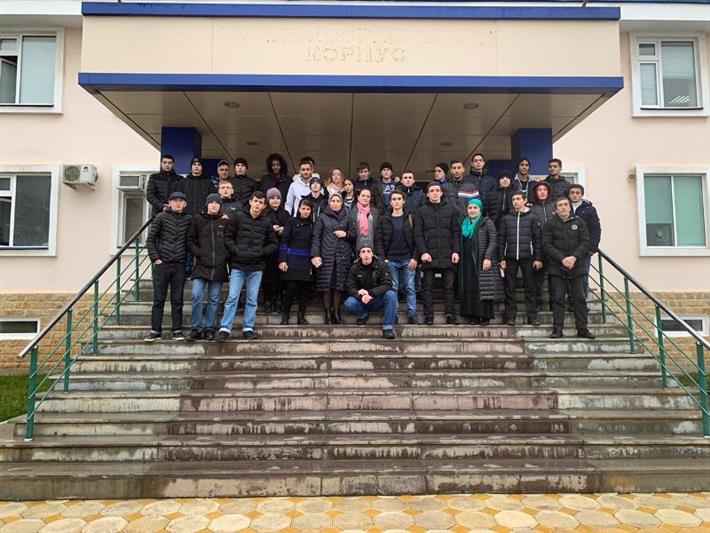 Студенты автомобильно-дорожного колледжа побывали в гостях у каспийского ОМОН