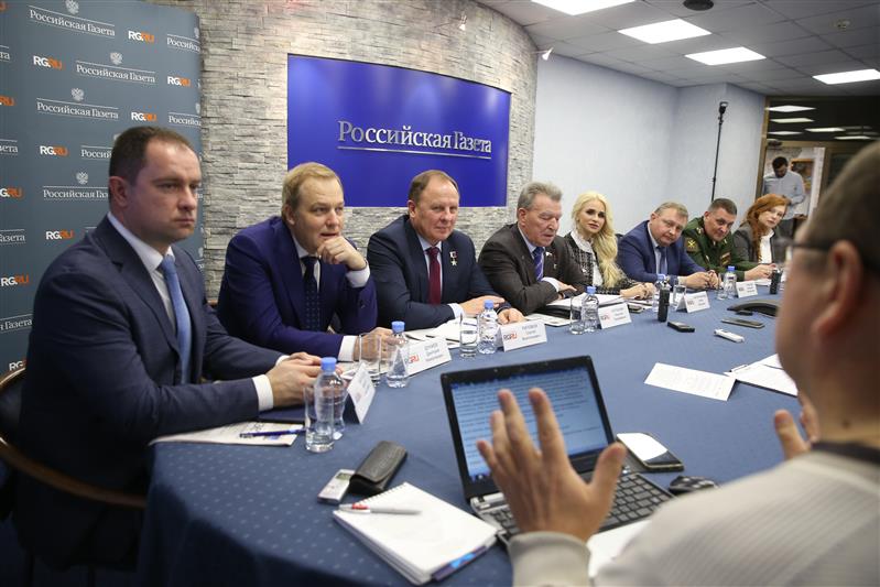  Официальный представитель Росгвардии генерал-майор Валерий Грибакин принял участие в пресс-конференции, посвящённой проведению III Международного Кремлевского Кадетского Бала  
