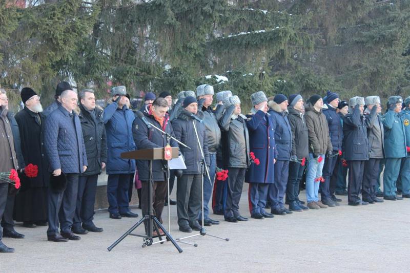 Начальник Управления Росгвардии по Челябинской области  принял участие в региональном памятном мероприятии, посвященном Дню Героев Отечества