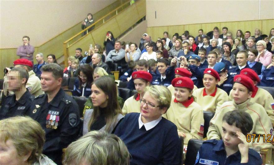 Росгвардейцы Центрального округа рассказали школьникам о павших героях