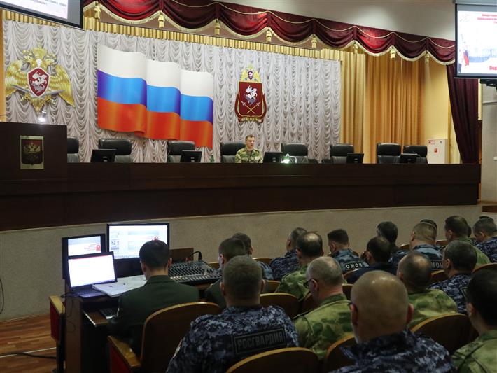 В Екатеринбурге начал работу оперативный сбор руководящего состава Уральского округа Росгвардии