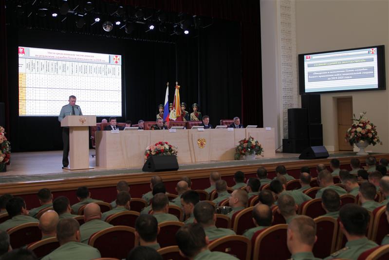 В дивизии имени Ф.Э. Дзержинского состоялось заседание военного совета