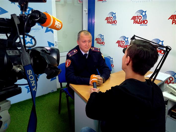 Заместитель начальника отдела лицензионно-разрешительной работы Росгвардии выступил в эфире «Авторадио» в Иркутске