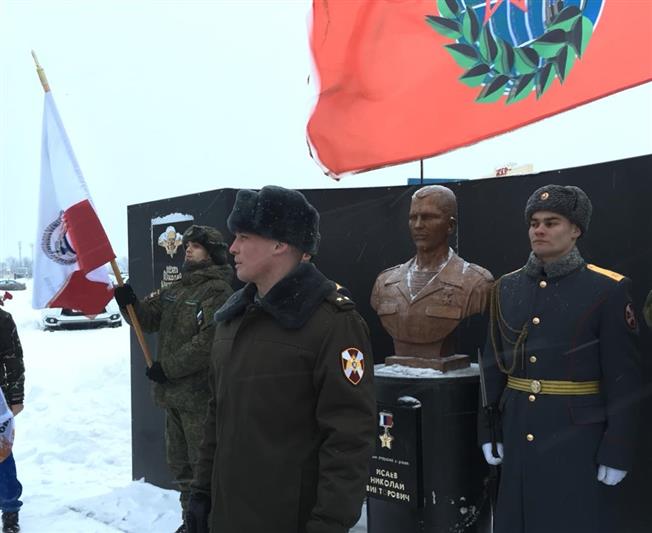 В Саратове прошел турнир по армейскому рукопашному бою среди детей, юношей и взрослых, посвященный памяти Героя России Николая Исаева