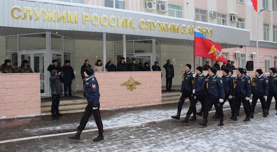 В Саратове кадеты специализированных классов Росгвардии приняли участие во втором областном слете «Честь и доблесть» 