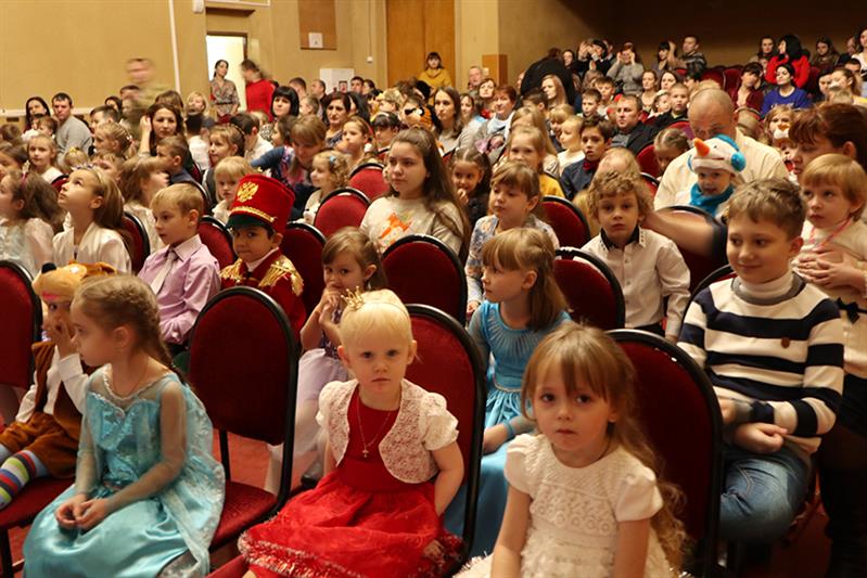 В Пятигорске состоялась новогодняя елка Северо-Кавказского округа Росгвардии (фото)