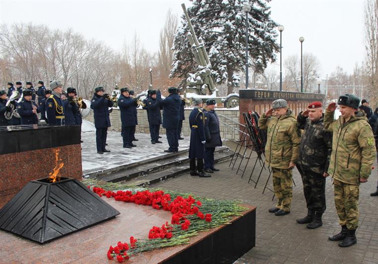Воронежские росгвардейцы почтили память Героев Отечества