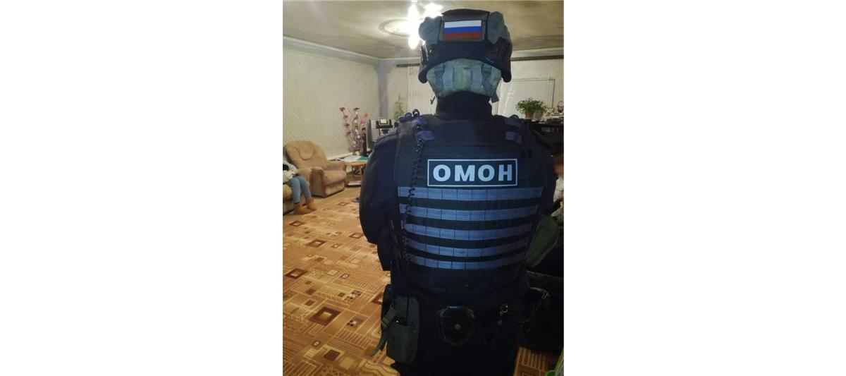 При участии бойцов ОМОН задержана группа мошенников в сфере страхования (фото, видео)