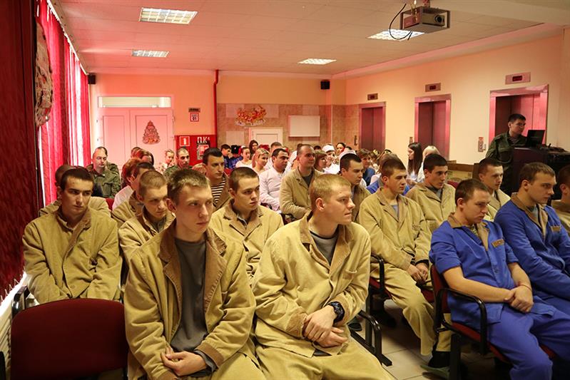 Женсовет Пятигорска поздравил военнослужащих, находящихся на излечении во втором клиническом госпитале Росгвардии