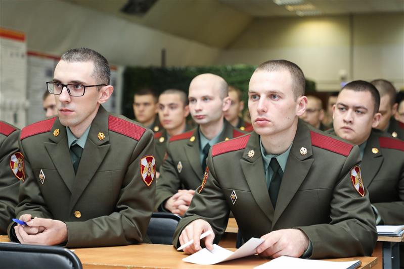 Подведены итоги работы операторов учебно-научной роты Росгвардии призыва I-2018