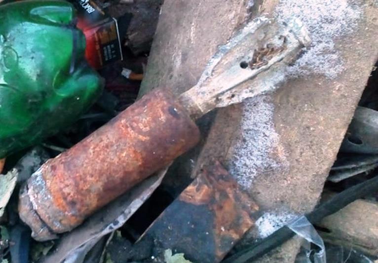 Сотрудники ОМОН Росгвардии обследовали нестреляный боеприпас, найденный в Вологодской области