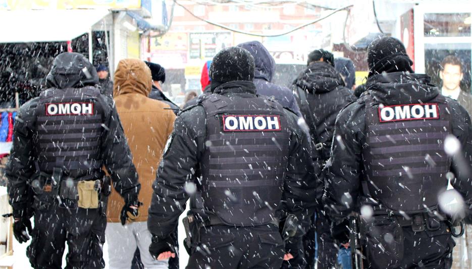 При участии ростовского ОМОН проведены межведомственные рейды по выявлению нелегальных мигрантов