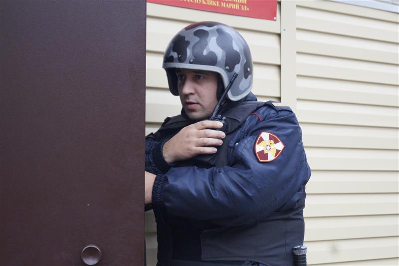 В Йошкар-Оле росгвардейцы провели специальные учения