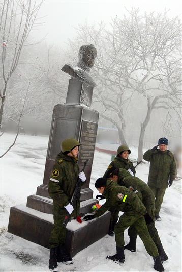 Ветераны войск правопорядка помогли провести в Ставропольской кадетской школе имени генерала А.П. Ермолова акцию памяти