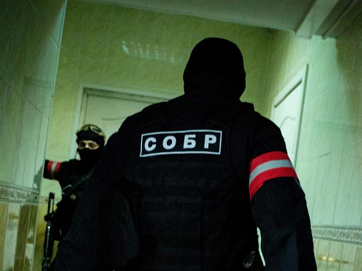 При содействии иркутского СОБР предотвращено поступление в розничную торговлю фальсифицированного алкоголя 