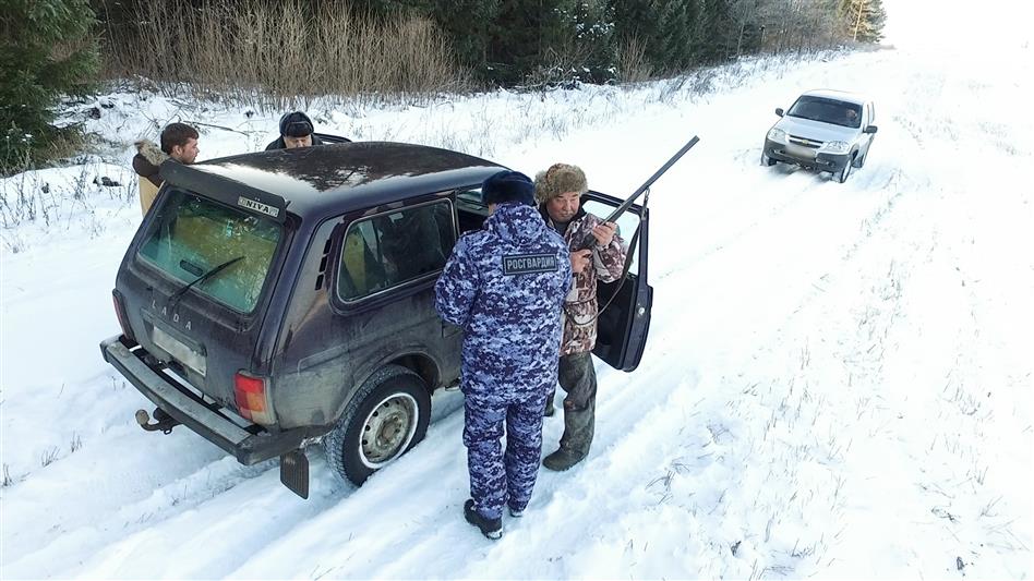Инспекторы Росгвардии провели профилактическое мероприятие в охотничьих угодьях Татарстана (видео)