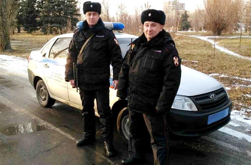 Сотрудники Росгвардии в Волгоградской области по горячим следам задержали подозреваемых в мошенничестве
