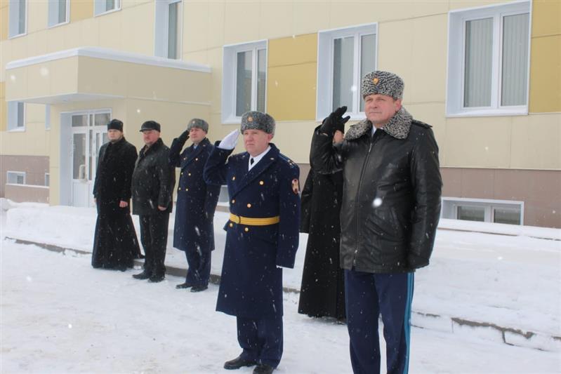 В Нижегородской области авиационному полку Росгвардии вручили Боевое знамя (фото)