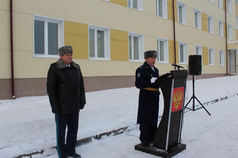 В Нижегородской области авиационному полку Росгвардии вручили Боевое знамя (фото)