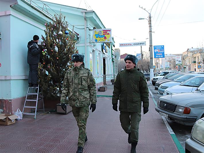 Сотрудники Росгвардии обеспечивают безопасность в выходные и праздничные дни в Забайкалье