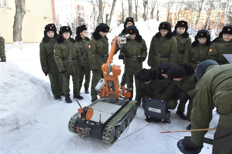 В Московском президентском кадетском училище имени М.А. Шолохова проведено чествование военных инженеров Росгвардии