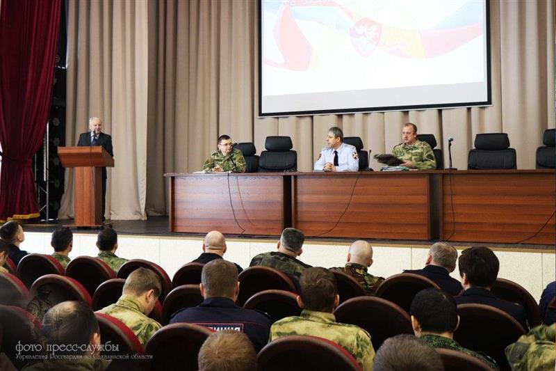 Сотрудникам и ветеранам Управления Росгвардии  по Сахалинской области вручены памятные награды