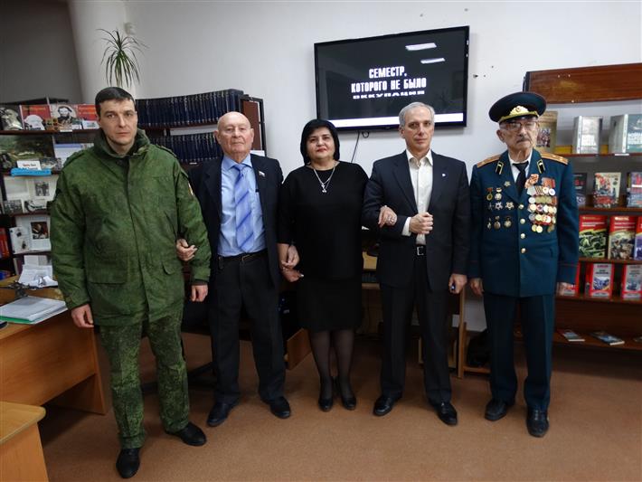 В Ставрополе росгвардейцы приняли участие в памятном мероприятии, посвященном 76-й годовщине освобождения города от немецко-фашистских захватчиков