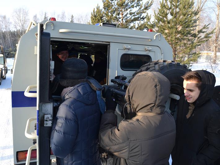 Сотрудники томского ОМОН провели патриотическое мероприятие для школьников