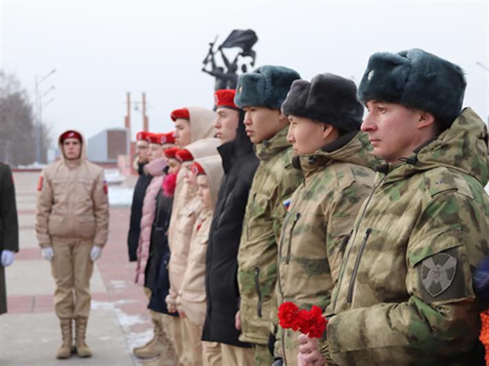 В Забайкалье росгвардейцы почтили память Героя России Евгения Эпова