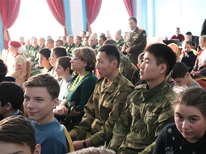 В Забайкалье росгвардейцы почтили память Героя России Евгения Эпова
