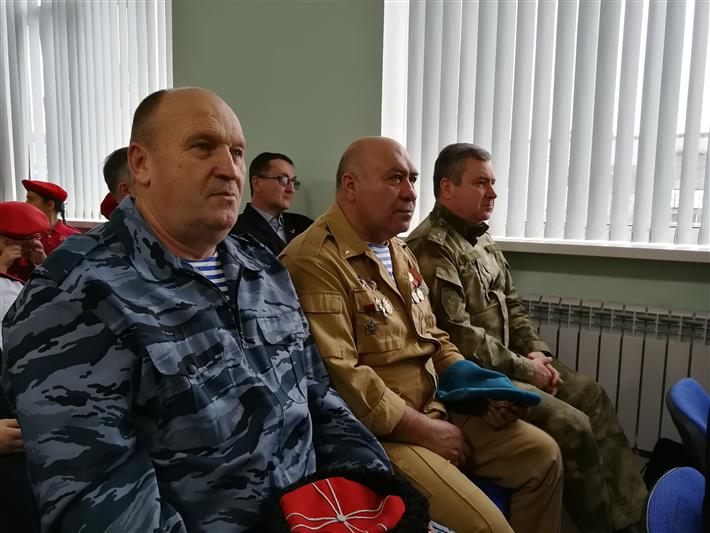 В Карачаево-Черкесии сотрудники Росгвардии открыли месяц патриотической, спортивной и оборонно-массовой работы (фото, видео)