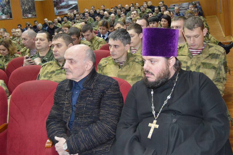 В Орле сотрудники Росгвардии почтили память героев-блокадников 
