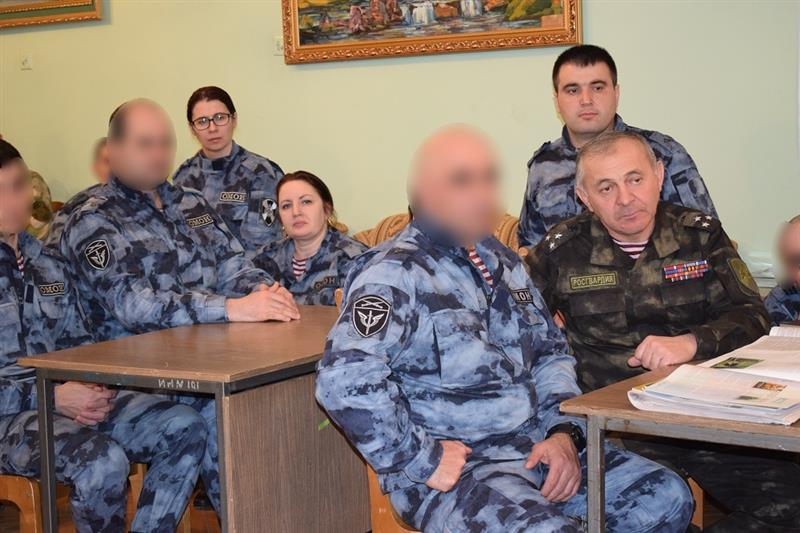 Дагестанские росгвардейцы встретились с жительницей блокадного Ленинграда