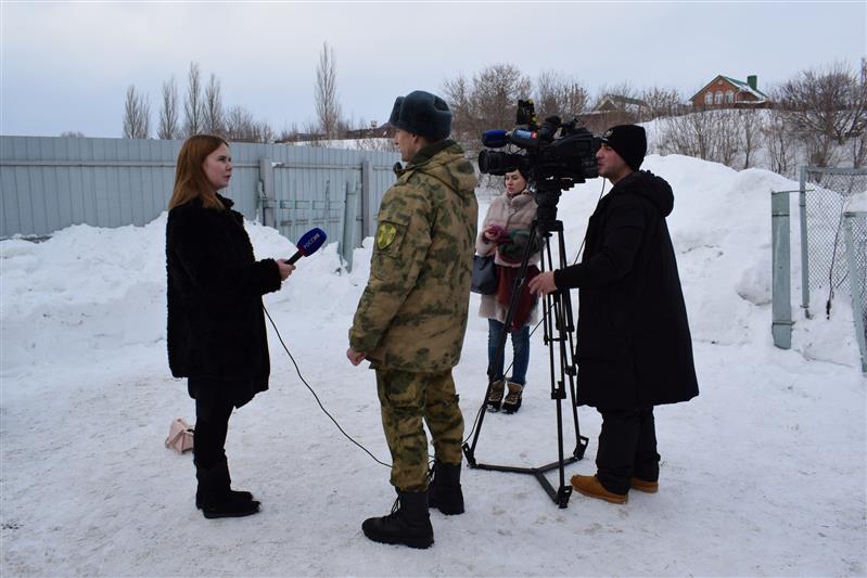 В Татарстане спецназовцы отряда «Барс» Росгвардии приняли участие в крестном ходе и обряде крещенского омовения