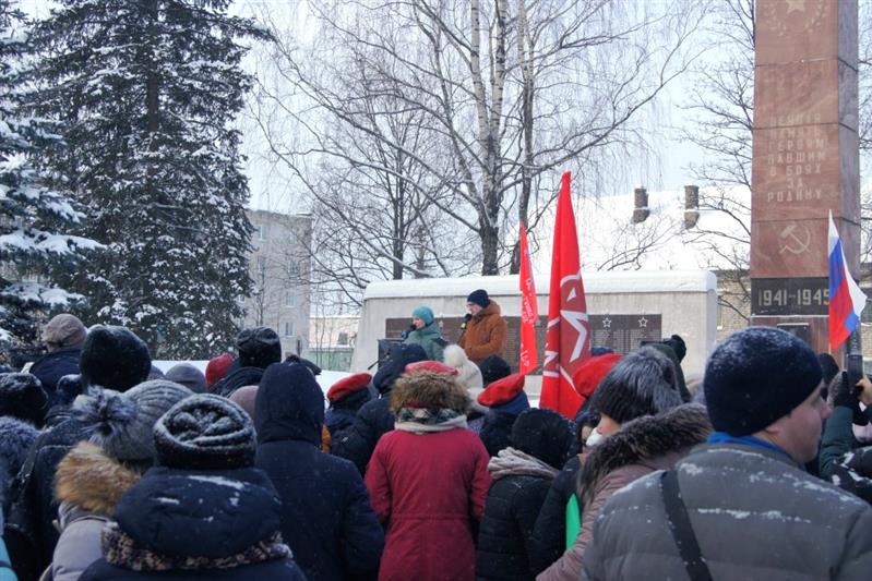 Тверские росгвардейцы приняли участие в митинге, посвященном освобождению Западной Двины от немецко-фашистских захватчиков