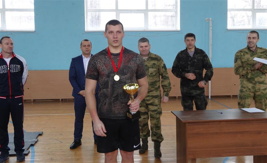 В Белгороде определились лучшие гиревики территориального органа Росгвардии
