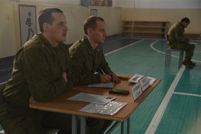 Определились сильнейшие спортсмены-гиревики грозненского соединения Росгвардии