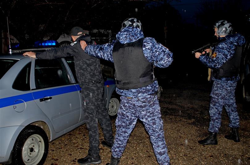 Сотрудники вневедомственной охраны задержали мужчину, подозреваемого в жестоком избиении человека в Симферополе