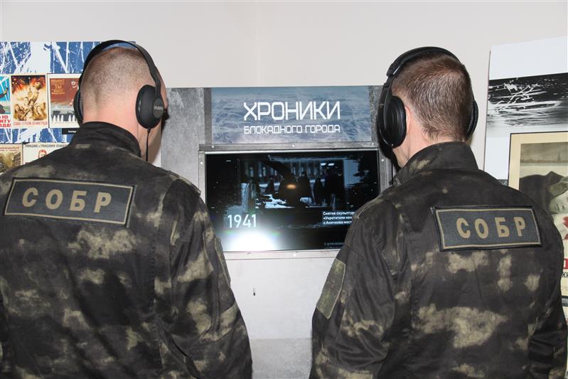 Росгвардейцы Адыгеи и Крыма почтили память жертв блокады Ленинграда
