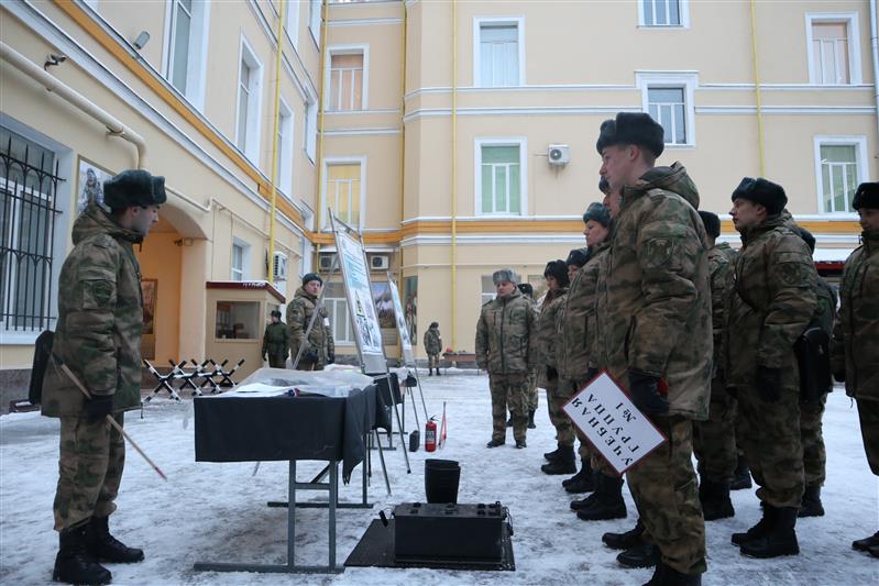 В Северо-Западном округе Росгвардии начался зимний период обучения