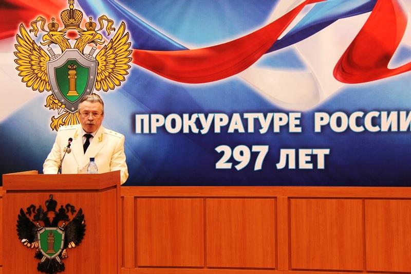 Начальник Управления Росгвардии по Тюменской области поздравил работников прокуратуры с профессиональным праздником