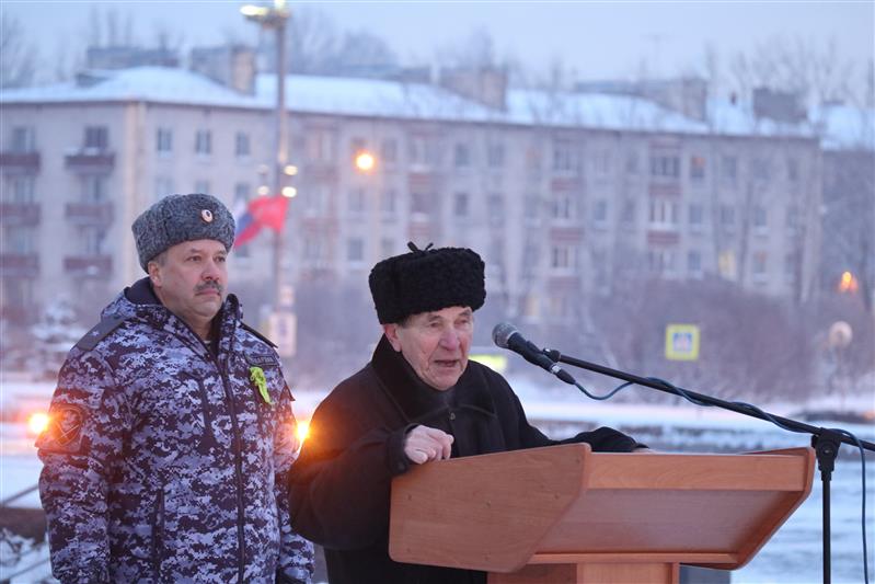 Росгвардейцы Северо-Западного округа провели торжественные мероприятия, посвящённые 75-й годовщине снятия блокады Ленинграда