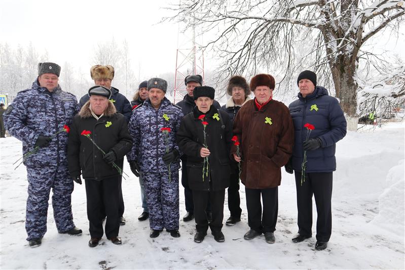 Росгвардейцы Северо-Западного округа провели торжественные мероприятия, посвящённые 75-й годовщине снятия блокады Ленинграда