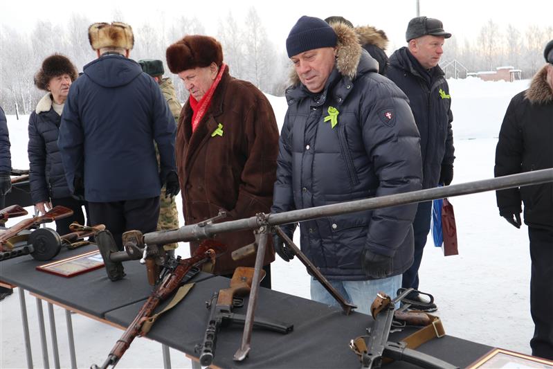 Росгвардейцы Северо-Западного округа провели торжественные мероприятия, посвящённые 75-й годовщине снятия блокады Ленинграда